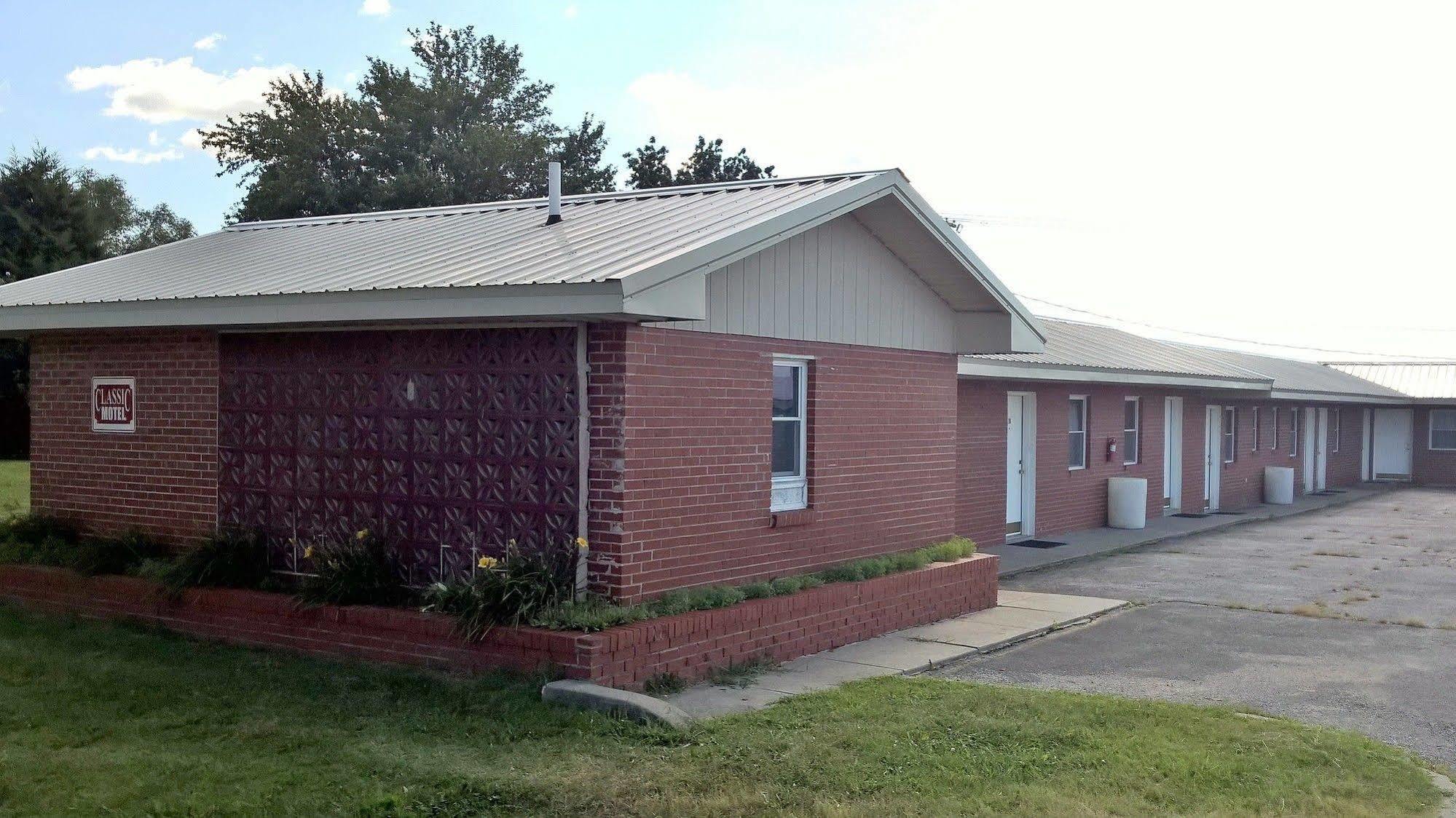 Classic Motel Higginsville Экстерьер фото